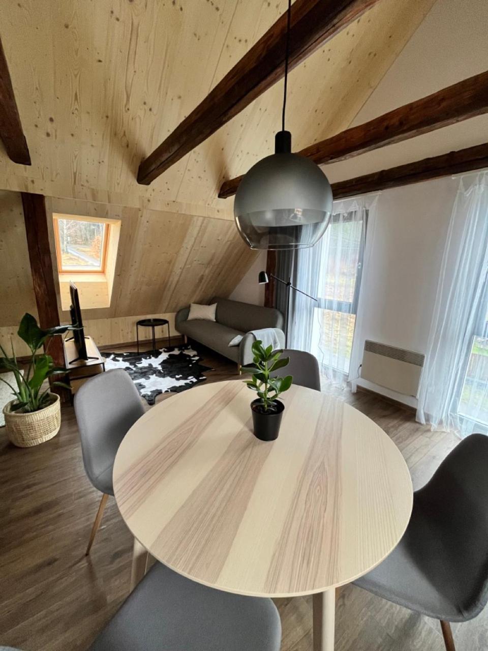 Sanky Apartmany Liberec Esterno foto