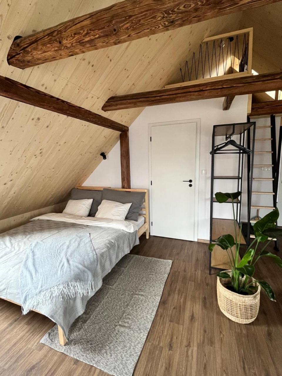 Sanky Apartmany Liberec Esterno foto