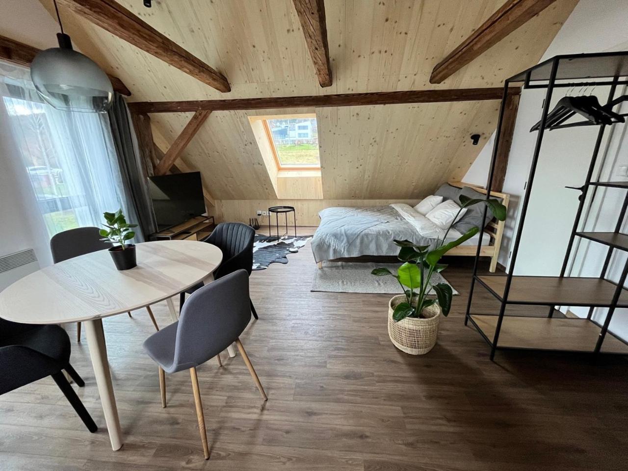 Sanky Apartmany Liberec Esterno foto