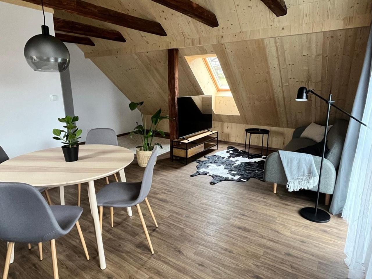 Sanky Apartmany Liberec Esterno foto