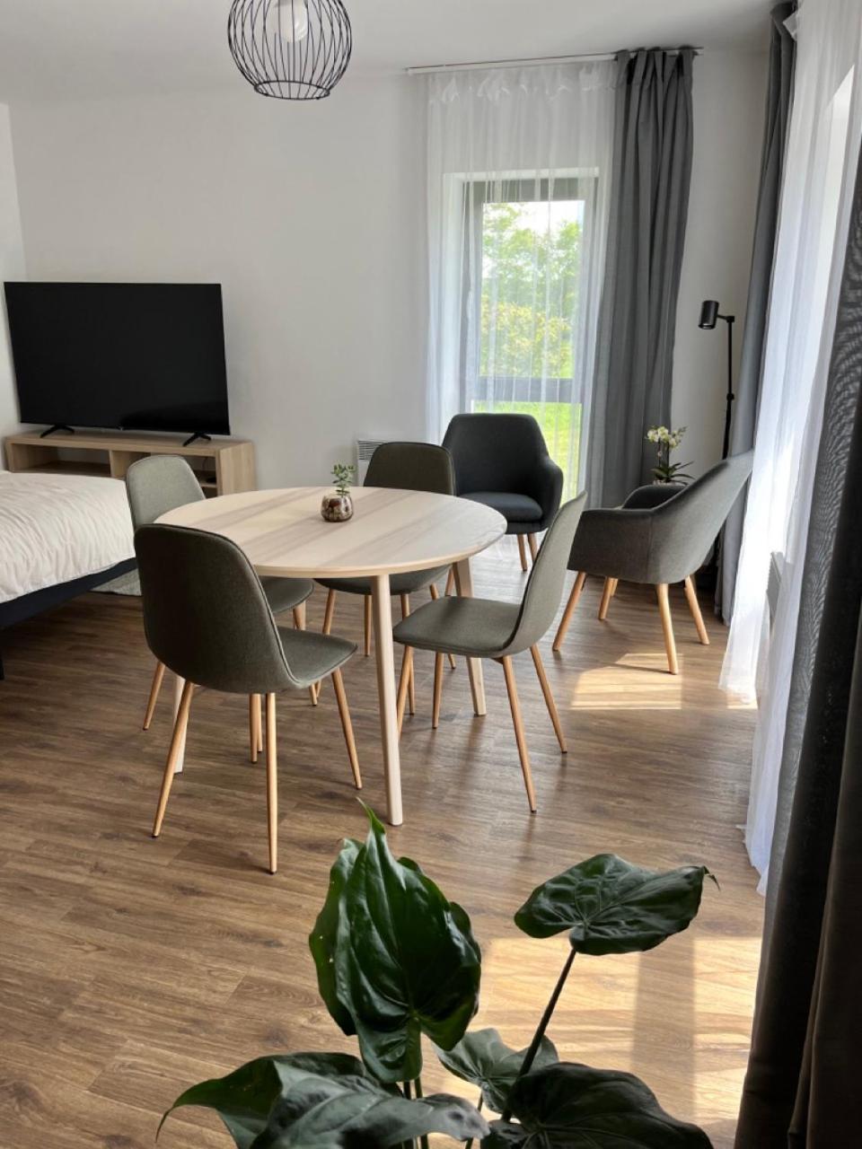 Sanky Apartmany Liberec Esterno foto